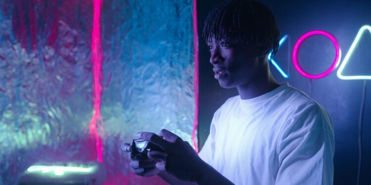 Overwatch 2 Fans reagieren auf Cowboy Bebop Zusammenarbeit, hinterfragen Cassidys Spike Spiegel Skin